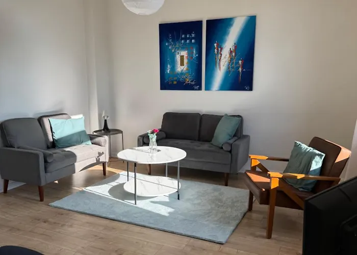 Tolle Moderne Altbau Wohnung
